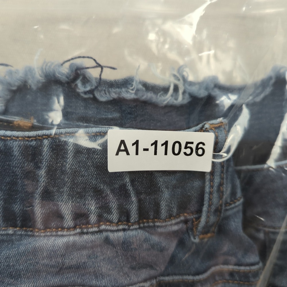 Democracy Women's Boot Cut Jeans in Dark Blue Denim with a cool frayed hem - Picture 15 of 15